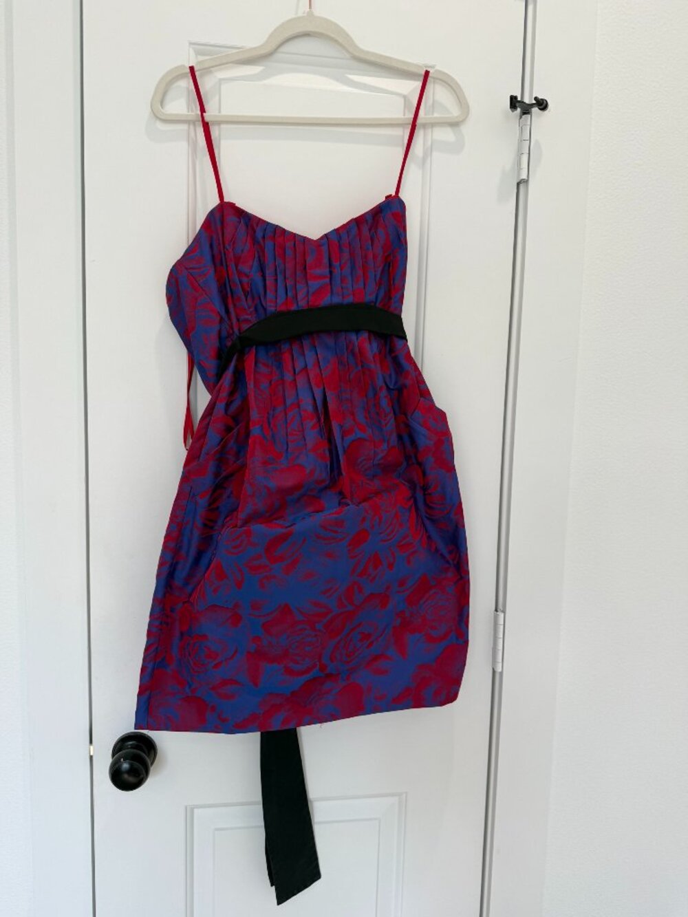 BCBGMAXAZRIA Red Blue Floral Cocktail Dress Black Sash Size 6